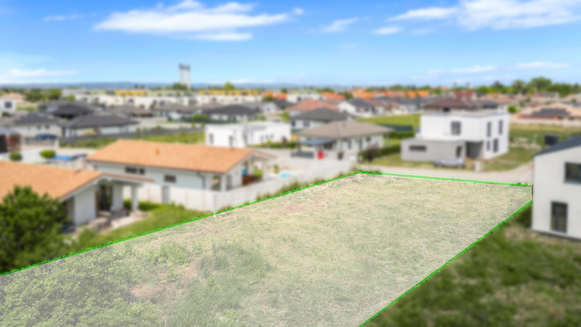 Stavebný pozemok 801 m² v slepej ulici – ideálne miesto pre váš rodinný dom v Kvetoslavove