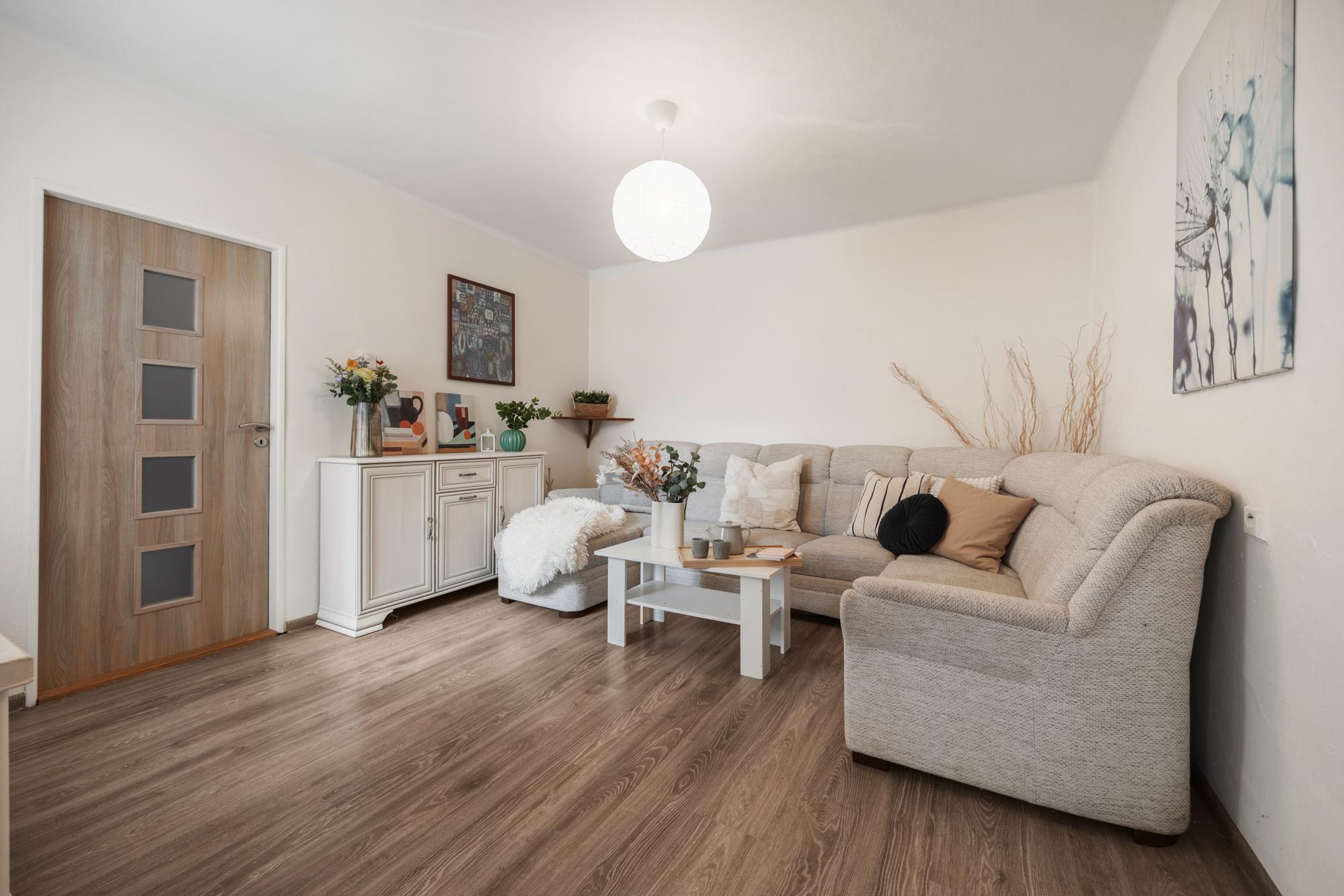 Rodinný domček v obci Zlatno s veľkou záhradou, ktorý ponúka priestor na relax aj každodenný život