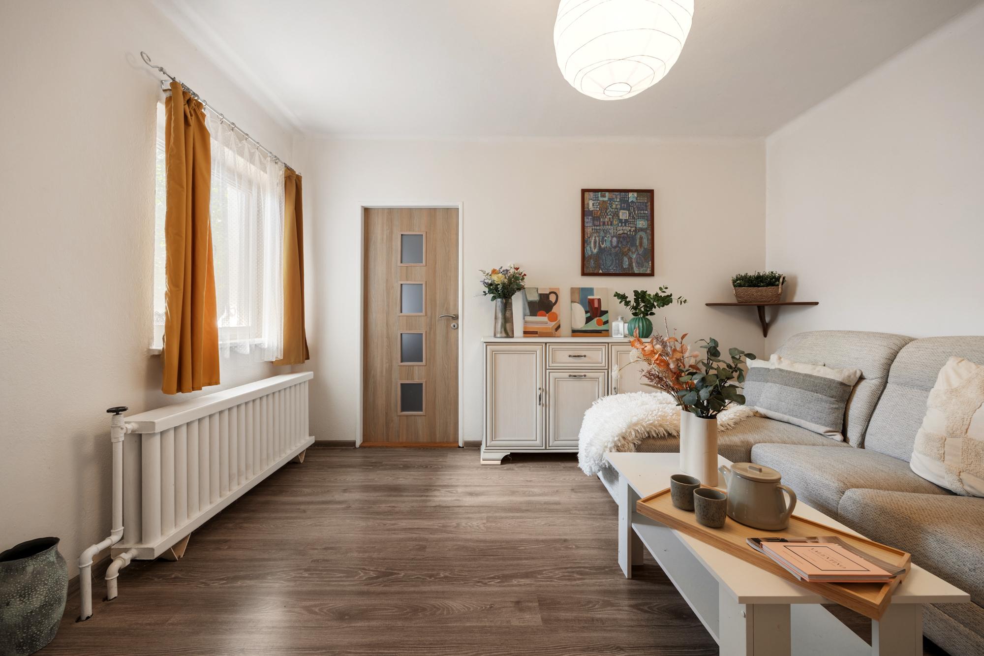 Rodinný domček v obci Zlatno s veľkou záhradou, ktorý ponúka priestor na relax aj každodenný život