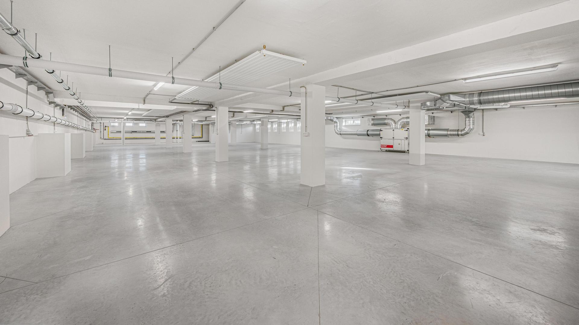 Multifunkčný skladový priestor na Továrenskej ulici v Malackách