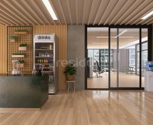 Priestranný obchodný priestor v centre Malaciek s množstvom skladových priestorov