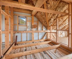 Honosný zrub s maximálnym súkromím v prírodnom prostredí v Novej Bani