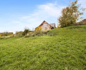 Honosný zrub s maximálnym súkromím v prírodnom prostredí v Novej Bani