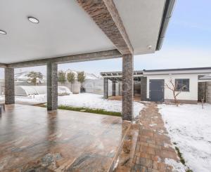 Rodinný dom s nadštandardným vybavením a výborným potenciálom v Galante