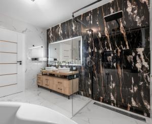 Rodinný dom s nadštandardným vybavením a výborným potenciálom v Galante