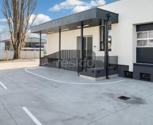 Multifunkčný skladový priestor na Továrenskej ulici v Malackách