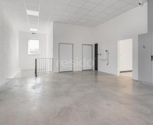 Multifunkčný skladový priestor na Továrenskej ulici v Malackách