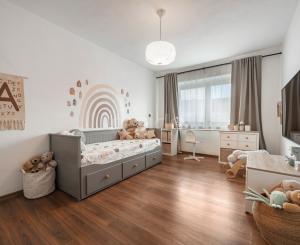 Rekonštruovaný rodinný dom so záhradou snov a extra priestorom pre hostí