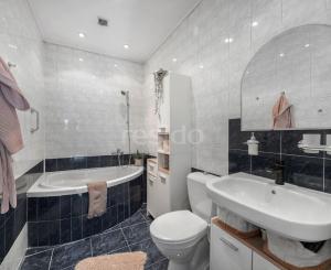 Rekonštruovaný rodinný dom so záhradou snov a extra priestorom pre hostí