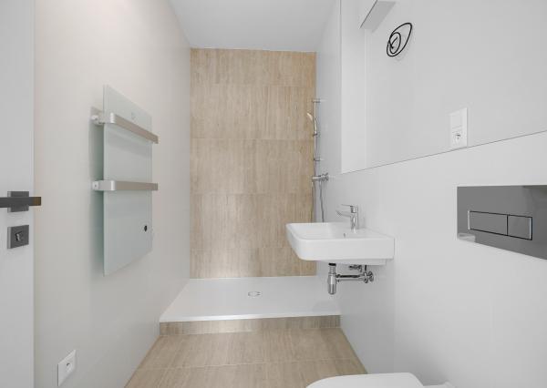 Priestranný 4-izbový byt s dvomi predzáhradkami v projekte Nesto-Petržalka