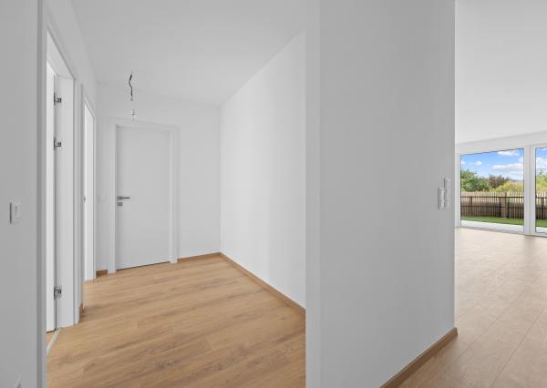 Priestranný 4-izbový byt s dvomi predzáhradkami v projekte Nesto-Petržalka