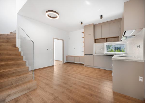 Rezervované | Moderná nízkoenergetická novostavba mezonetu v obci Jakubov