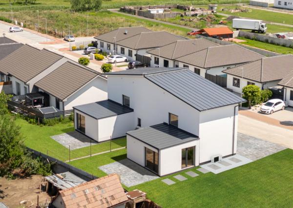 Rezervované | Moderná nízkoenergetická novostavba mezonetu v obci Jakubov