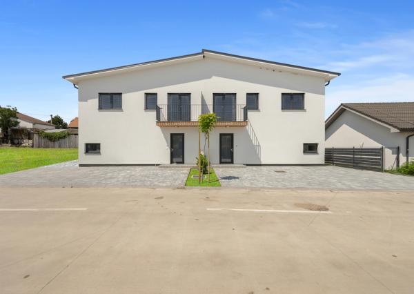 Rezervované | Moderná nízkoenergetická novostavba mezonetu v obci Jakubov