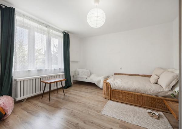 Rodinný domček v obci Zlatno s veľkou záhradou, ktorý ponúka priestor na relax aj každodenný život