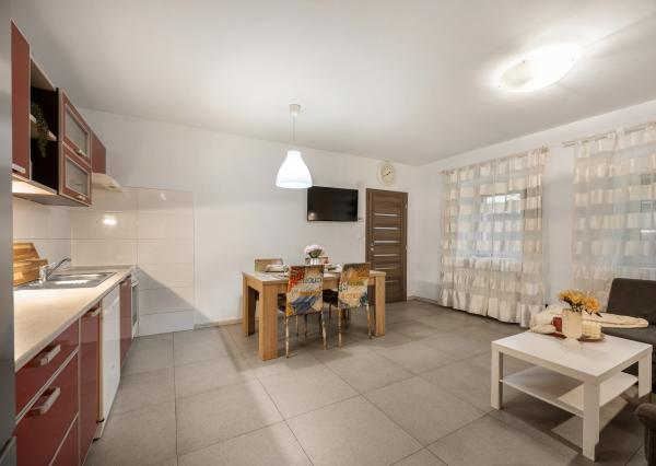 Investičná príležitosť v Záhorskej Bystrici – dvojdom 220 m² pripravený na prenájom