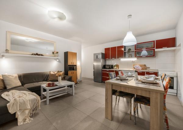 Investičná príležitosť v Záhorskej Bystrici – dvojdom 220 m² pripravený na prenájom