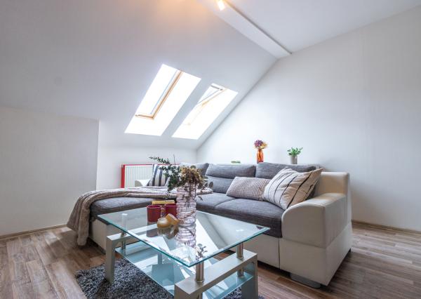 Svetlý 2-izbový mezonet v centre Malaciek