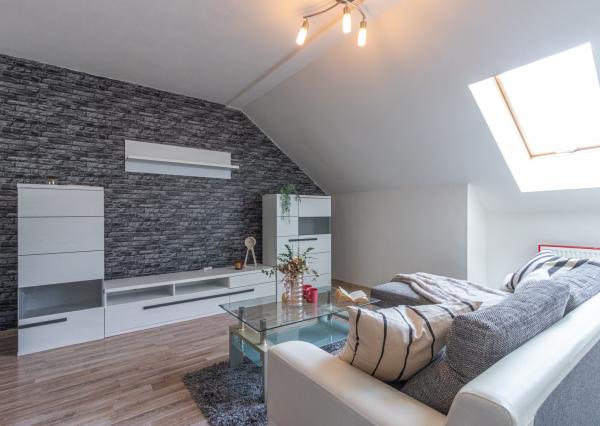 Svetlý 2-izbový mezonet v centre Malaciek