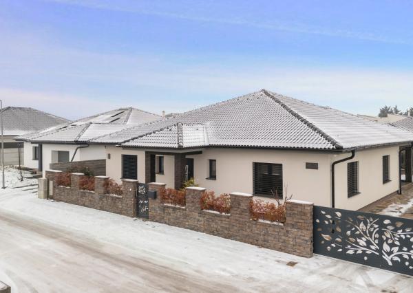 Rodinný dom s nadštandardným vybavením a výborným potenciálom v Galante