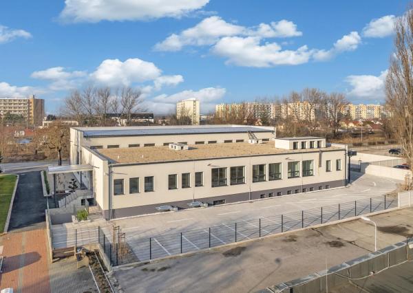 Multifunkčný skladový priestor na Továrenskej ulici v Malackách