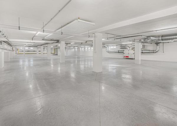 Multifunkčný skladový priestor na Továrenskej ulici v Malackách