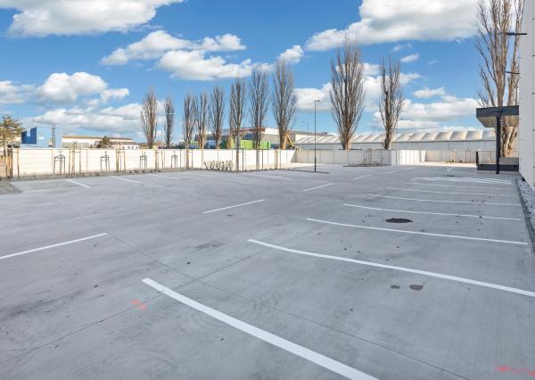 Multifunkčný skladový priestor na Továrenskej ulici v Malackách