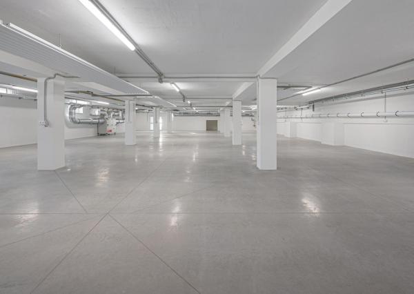 Multifunkčný skladový priestor na Továrenskej ulici v Malackách