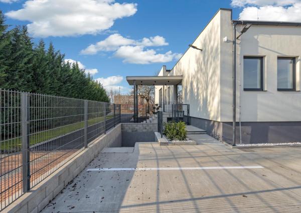 Multifunkčný skladový priestor na Továrenskej ulici v Malackách