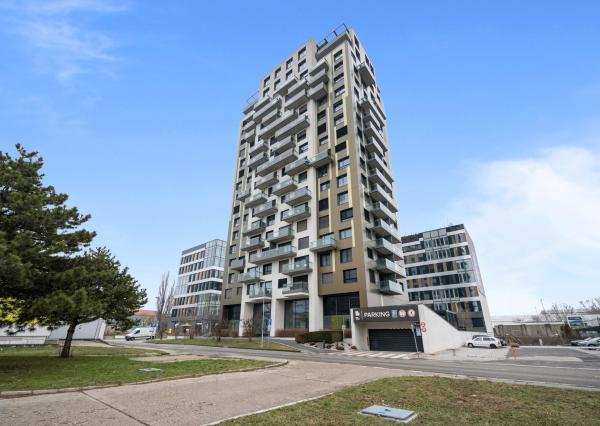 REZERVOVANE - Estetický 2-izbový byt v novostavbe EINPARK s 2 balkónmi a kompletným zariadením