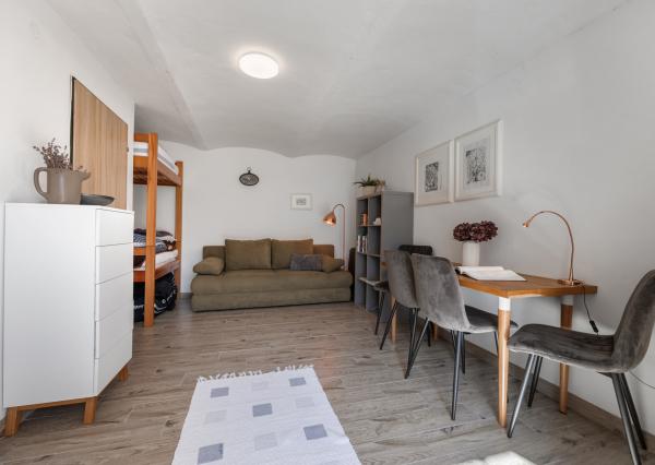 Rekonštruovaný rodinný dom so záhradou snov a extra priestorom pre hostí