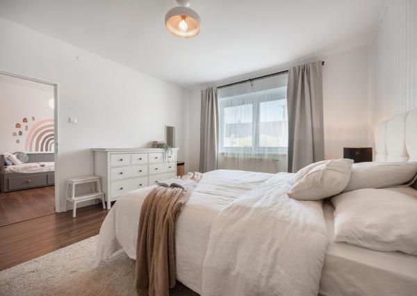 Rekonštruovaný rodinný dom so záhradou snov a extra priestorom pre hostí