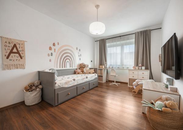 Rekonštruovaný rodinný dom so záhradou snov a extra priestorom pre hostí