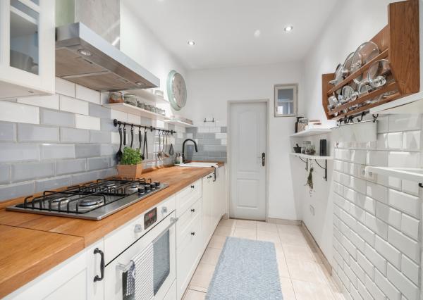 Rekonštruovaný rodinný dom so záhradou snov a extra priestorom pre hostí