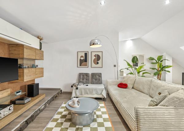 Veľkorysý 2 izbový mezanín vo vyhľadávanej lokalite v blízkosti OC Central